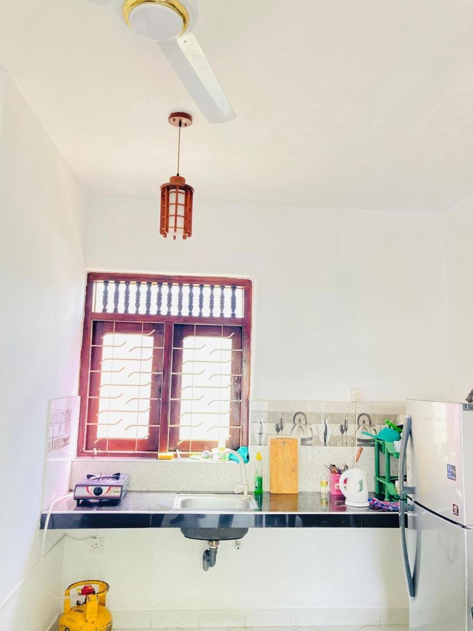 韦利格默 Sea Side Bay House酒店 外观 照片